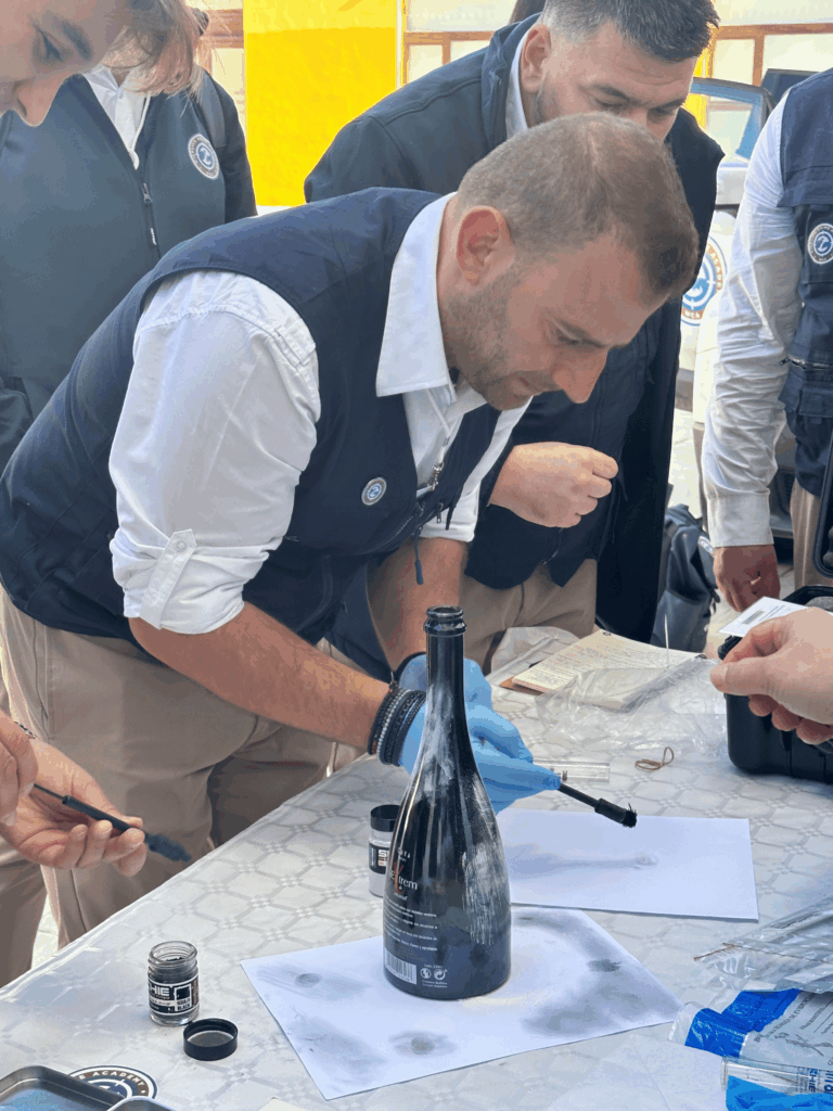 Fingerprint collection training © VCF